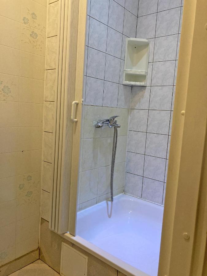 Motelis Astarte Koknese Luaran gambar