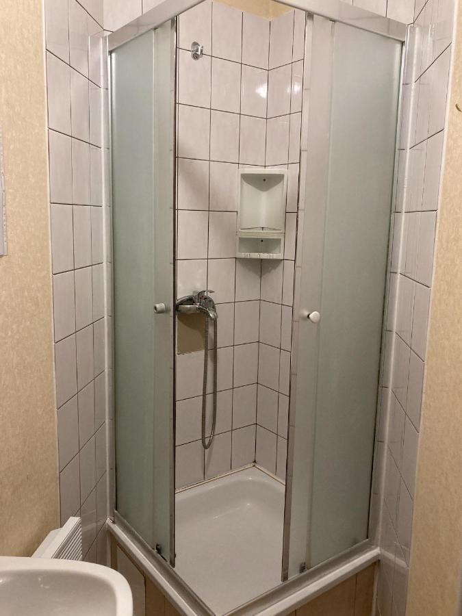 Motelis Astarte Koknese Luaran gambar